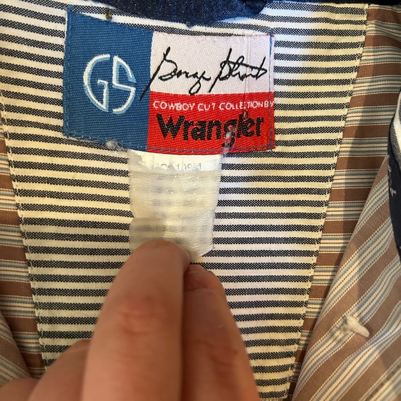 Wrangler Button Down Shirt - Picture 3 of 4